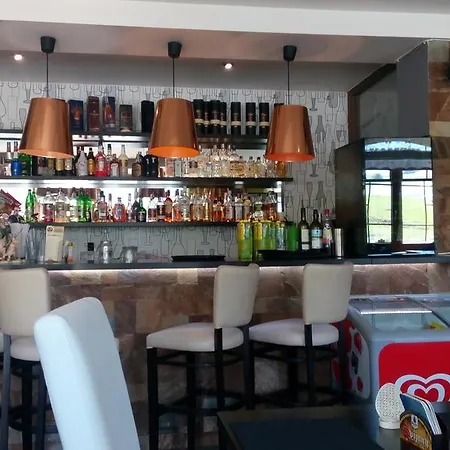 17 - 23 Ad Kamzik Apartment *